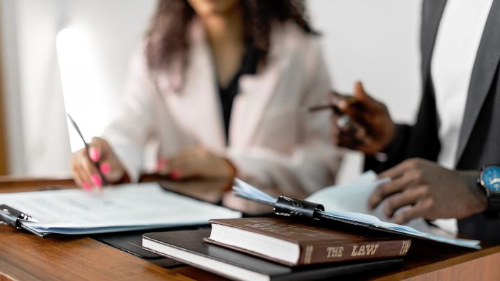 Corporate & Commercial Law